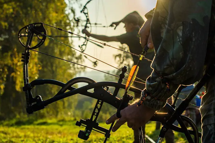 Benefits of Using a Compound Bow